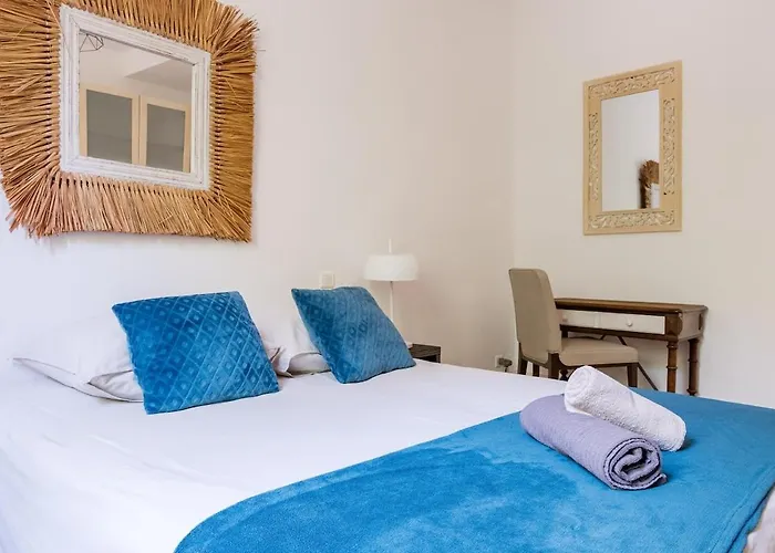 Maison Centre-ville Avec Terrasse Privee De 35m2 *