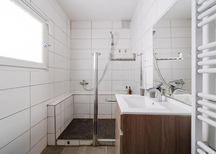 Maison Centre-ville Avec Terrasse Privee De 35m2 *